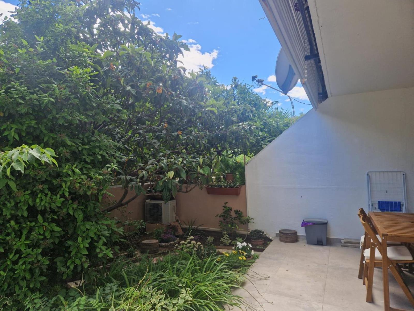 Lumi's Perfect Place Near With Garden & Free Public Parking Split